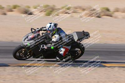 media/Dec-10-2023-SoCal Trackdays (Sun) [[0ce70f5433]]/Turn 9 Inside Set 2 (1115am)/